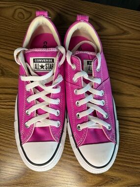 NWOT Converse Chuck Taylor All Star Madison Ox Pink Low-Top Size 9